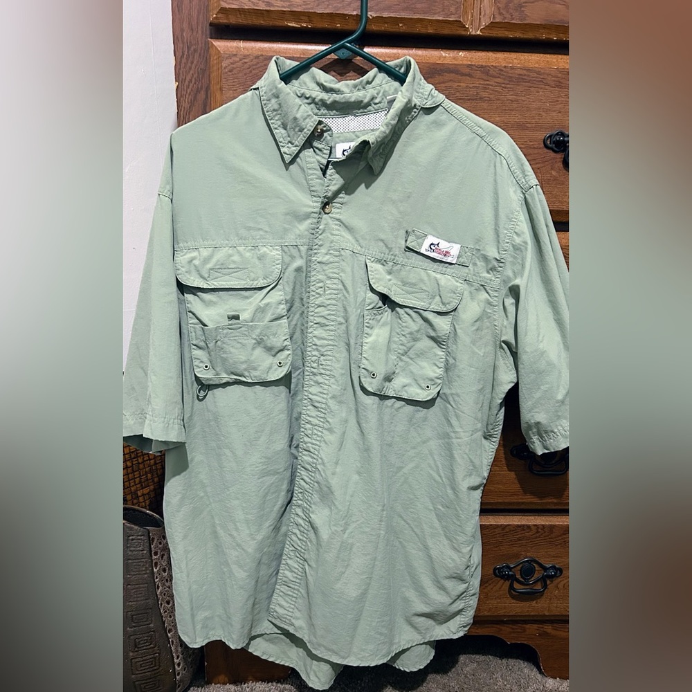 Men’s L Fisherman’s shirt